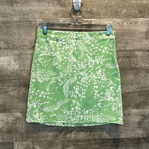 Tommy Hilfiger NWOT printed 100% Cotton Skirt with side Zipper